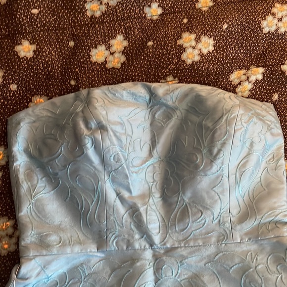 Ann Taylor Cocktail Dress with detachable straps - Picture 5 of 8